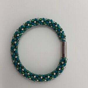 Handcrafted Beaded Glass Bracelet Green Blue Silver Round Magnetic Clasp